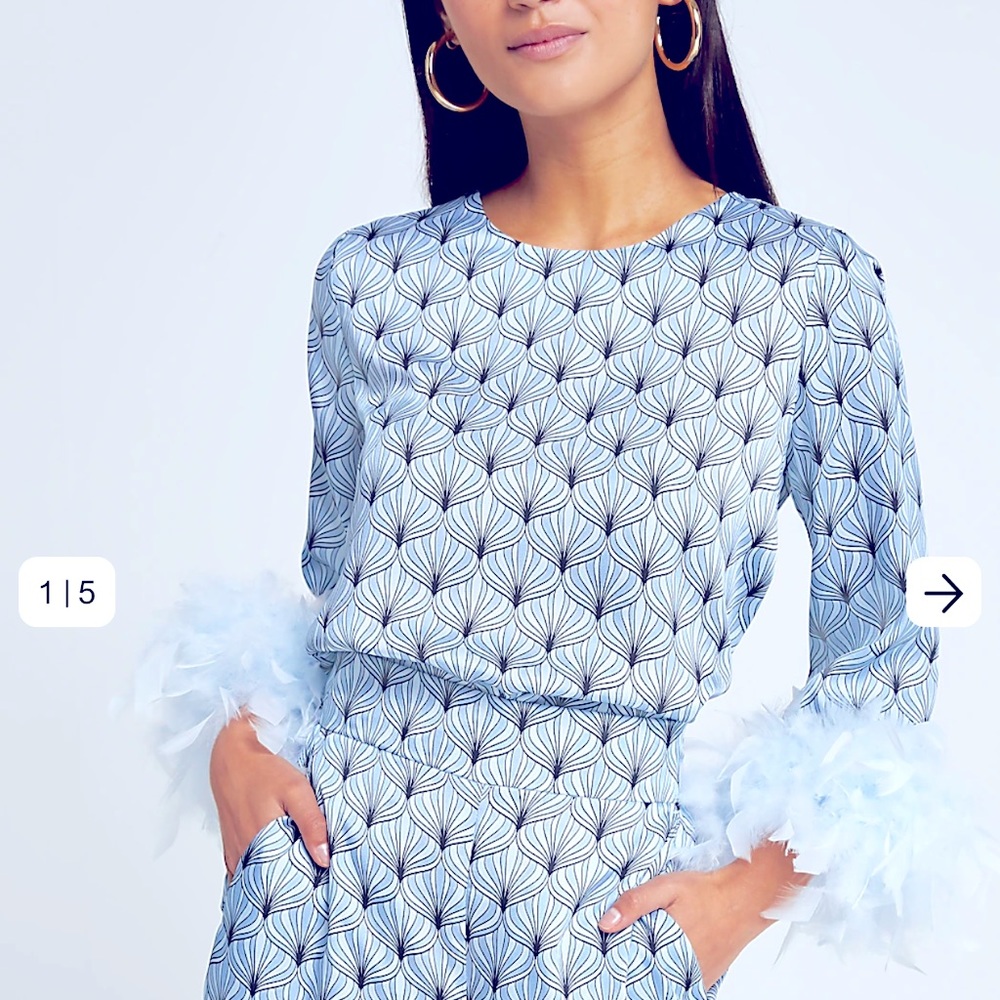River Island - PETITE BLUE GEOMETRIC FEATHER CUFF TOP